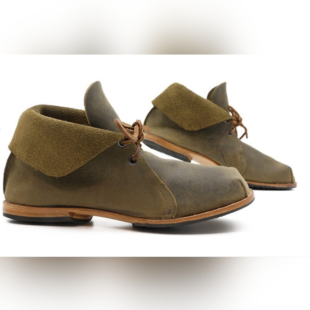Cydwoq Tibet, all-leather, lace up, Unisex Size 40. Handmade Shoes.